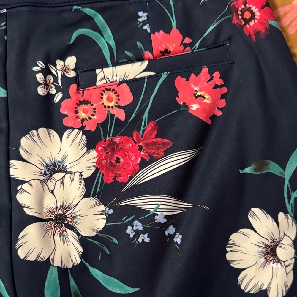 Lady Hagen Navy Floral Golf Skort with White Stripe Accent - Picture 6 of 6